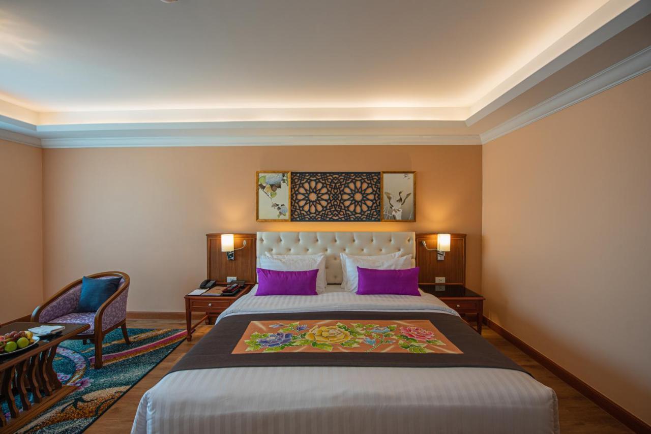 The Empress Premier Chiang Mai - Sha Extra Plus Exterior photo Deluxe Room