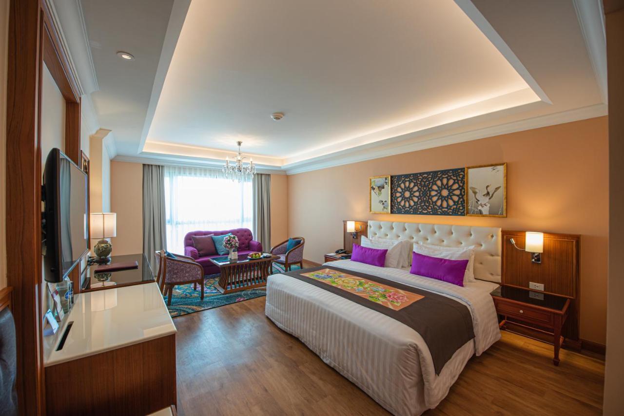 The Empress Premier Chiang Mai - Sha Extra Plus Exterior photo